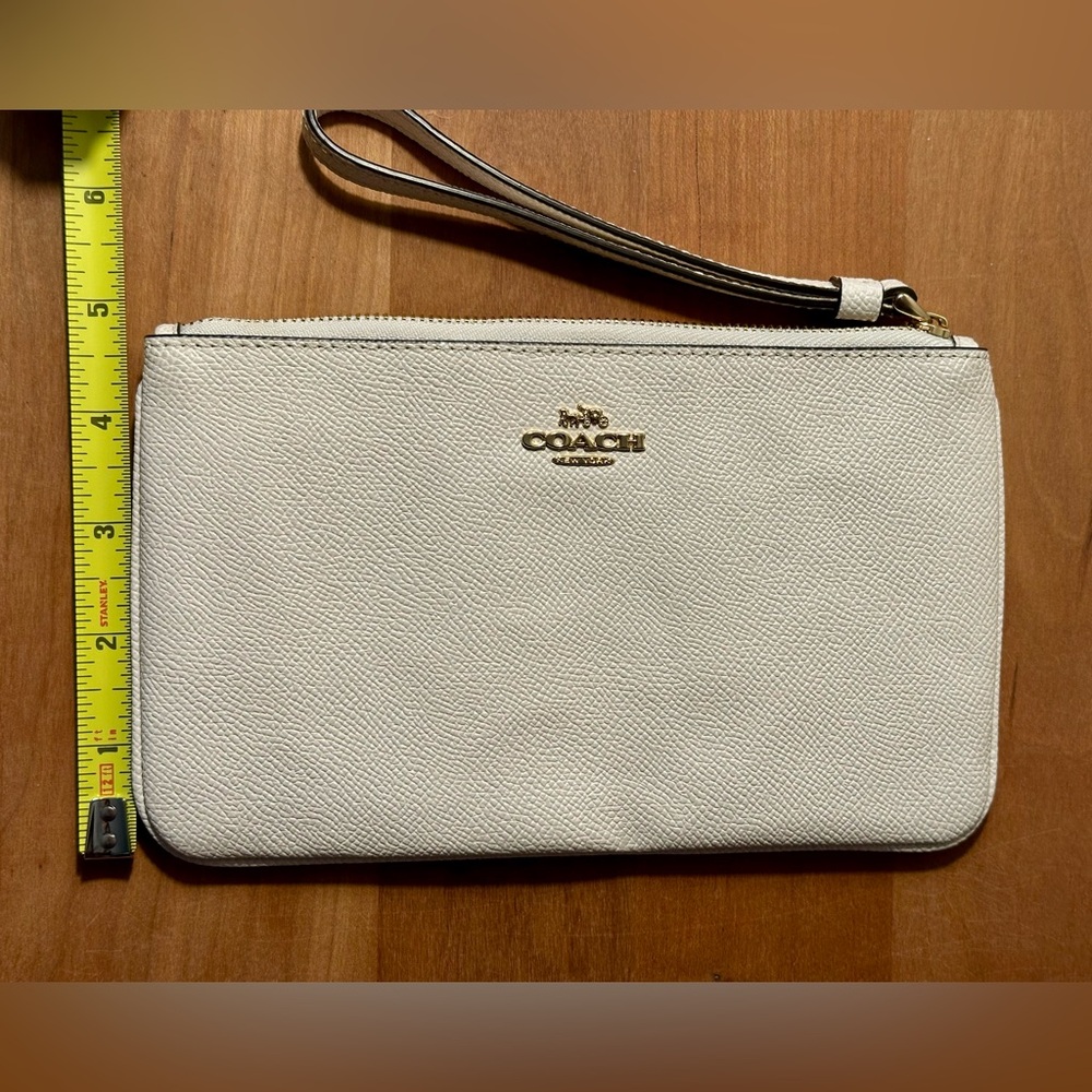 Coach Zip Wristlet in versatile chalk leather